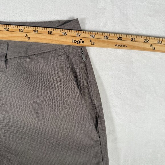 Lululemon Chino Pants Men Size 34 W34 L31 Performance Lightweight Pocket LM5AXYS - Picture 2 of 10